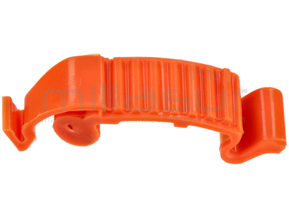 GRAPA CIERRE TAPA FILTRO AIRE MG262 (3) GRAPA CIERRE TAPA FILTRO AIRE MG262 (3)